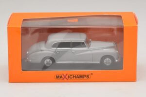 Mercedes 300 W186 Grau Maxichamps 1:43 940039061 Metall — Bild 5 von 5