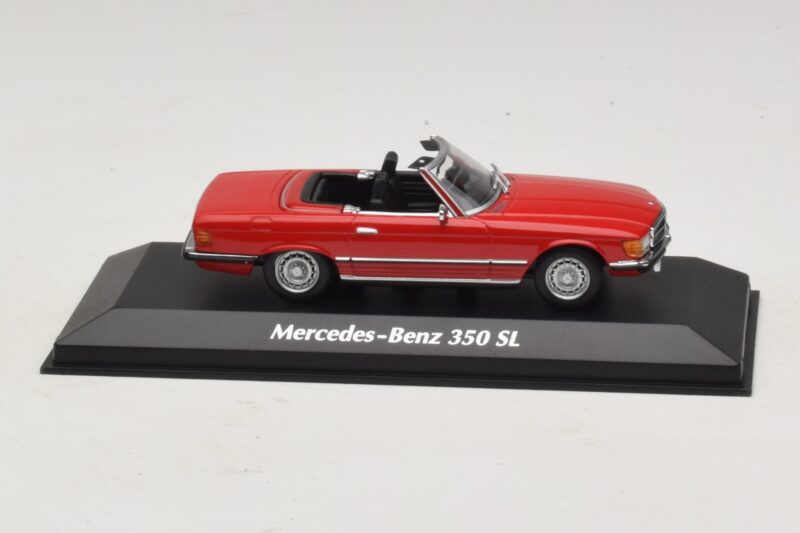 Mercedes 350 SL R107 Rot Maxichamps 1:43 940033432 Metall