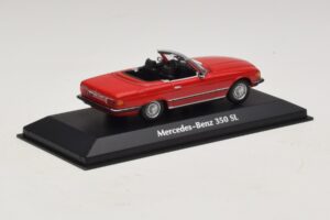 Mercedes 350 SL R107 Rot Maxichamps 1:43 940033432 Metall — Bild 2 von 5