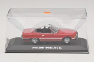 Mercedes 350 SL R107 Rot Maxichamps 1:43 940033432 Metall — Bild 4 von 5