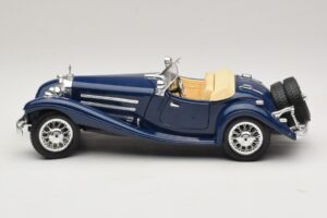 Mercedes 500K Roadster Blau Bburago 1:20 3070 Metall — Bild 4 von 8