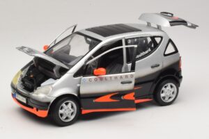 Mercedes A-Class W168 D. Coulthard Silber Maisto 1:18 35841 Metall — Bild 2 von 8