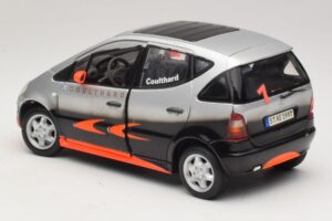 Mercedes A-Class W168 D. Coulthard Silber Maisto 1:18 35841 Metall — Bild 7 von 8