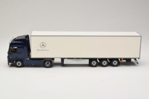Mercedes Actros 1044 Blau Minichamps 1:43 B66000604 Metall — Bild 3 von 7