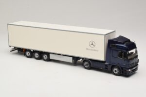 Mercedes Actros 1044 Blau Minichamps 1:43 B66000604 Metall — Bild 4 von 7