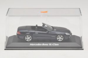 Mercedes SL R230 Blau Metallic Maxichamps 1:43 940037531 Metall — Bild 4 von 5