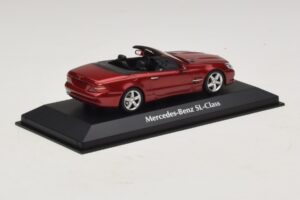 Mercedes SL R230 Rot Metallic Maxichamps 1:43 940037530 Metall — Bild 2 von 5
