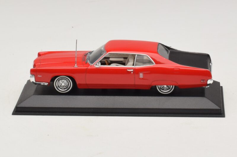 Mercury Marauder X-100 Rot Schwarz Minichamps 1:43 400082121 Metall