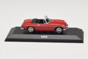 MG MGB Mk1 Rot Maxichamps 1:43 940131030 Metall