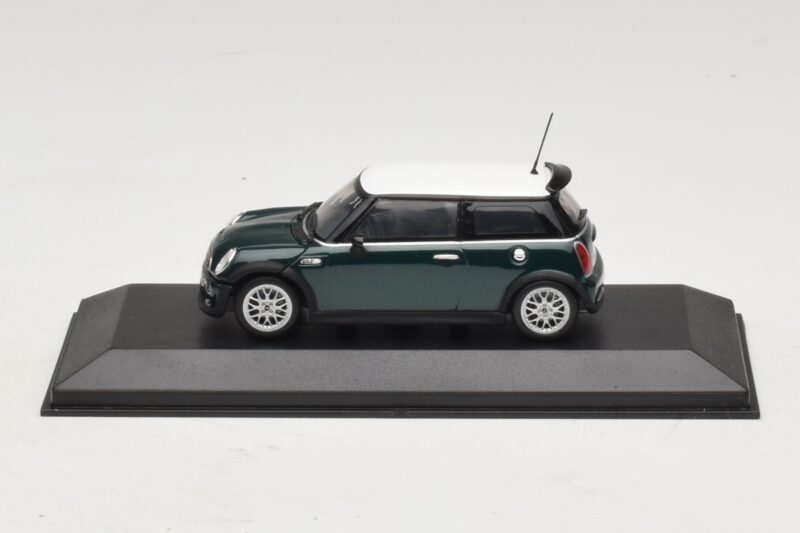 Mini Cooper One R50 Aero Green Mit Weißem Dach Minichamps 1:43 MINI011 Metall