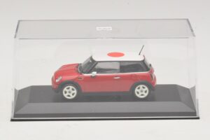 Mini Cooper One R50 Rot Mit Japanischer Flagge Minichamps 1:43 MINI034 Metall — Bild 4 von 5