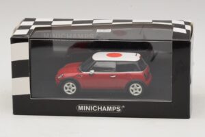 Mini Cooper One R50 Rot Mit Japanischer Flagge Minichamps 1:43 MINI034 Metall — Bild 5 von 5