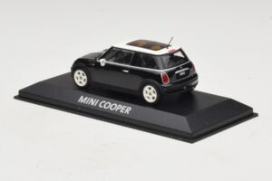 Mini Cooper S R53 Schwarz Mit Panoramadach Minichamps 1:43 MINI022 Metall — Bild 3 von 4