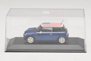 Mini Cooper S R53 Blau Mit Amerikanischer Flagge Minichamps 1:43 MINI014 Metall — Bild 4 von 5