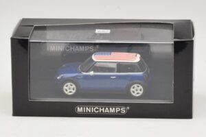 Mini Cooper S R53 Blau Mit Amerikanischer Flagge Minichamps 1:43 MINI014 Metall — Bild 5 von 5