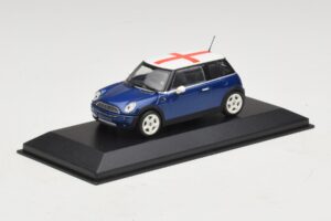 Mini Cooper S R53 Blau Mit Englischer Flagge Minichamps 1:43 MINI012 Metall — Bild 2 von 5