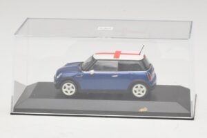 Mini Cooper S R53 Blau Mit Englischer Flagge Minichamps 1:43 MINI012 Metall — Bild 4 von 5