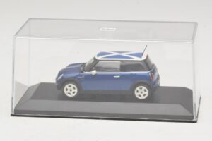 Mini Cooper S R53 Blau Mit Schottischer Flagge Minichamps 1:43 MINI016 Metall — Bild 4 von 5