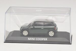 Mini Cooper S R53 Dunkelgrün Mit Schwarzem Dach Minichamps 1:43 MINI023 Metall — Bild 4 von 5