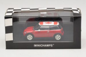 Mini Cooper S R53 Rot Mit Kanadischer Flagge Minichamps 1:43 MINI017 Metall — Bild 5 von 5