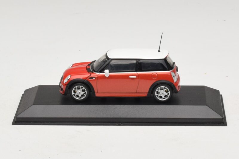 Mini Cooper S R53 Rot Mit Weißem Dach Minichamps 1:43 MINI025 Metall