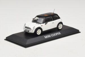 Mini Cooper S R53 Weiß Mit Schwarzem Dach Minichamps 1:43 MINI027 Metall — Bild 2 von 4