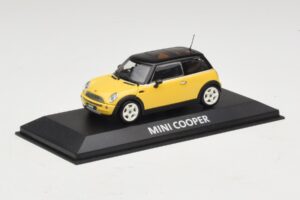 Mini Cooper S R53 Gelb Mit Schwarzem Dach Minichamps 1:43 MINI031 Metall — Bild 2 von 4