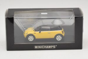 Mini Cooper S R53 Gelb Mit Schwarzem Dach Minichamps 1:43 MINI031 Metall — Bild 4 von 4