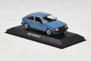 Opel Kadett D Blau Maxichamps 1:43 940044100 Metall — Bild 3 von 5