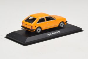 Opel Kadett D Orange Maxichamps 1:43 940044101 Metall — Bild 2 von 5