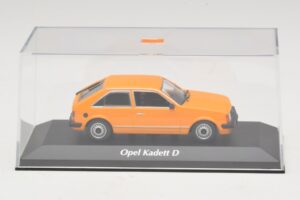 Opel Kadett D Orange Maxichamps 1:43 940044101 Metall — Bild 4 von 5