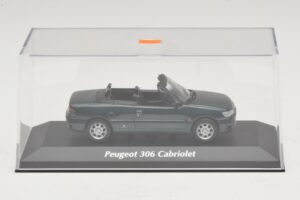 Peugeot 306 Cabriolet Grün Metallic Maxichamps 1:43 940112833 Metall — Bild 4 von 5