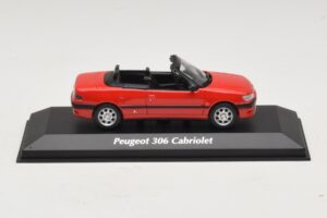 Peugeot 306 Cabriolet Rot Maxichamps 1:43 940112830 Metall