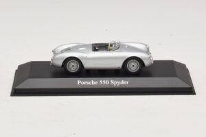 Porsche 550 Spyder Silber Maxichamps 1:43 Porsche 550 Spyder Silber Maxichamps 1:43 940066030 Metall