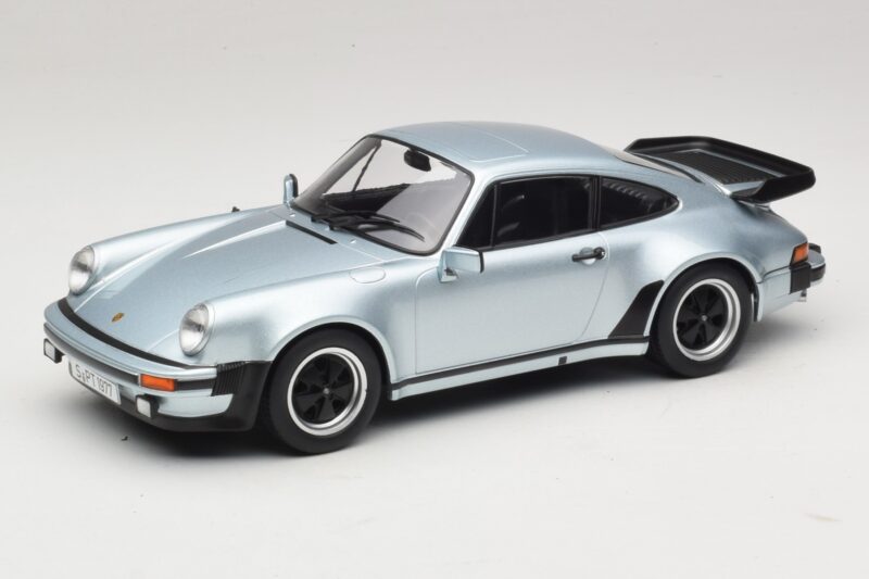 Porsche 911 930 Turbo 3.3 Silber KK-Scale 1:18 KKDC181444 Metall