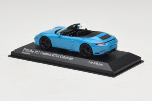 Porsche 911 991.1 Carrera 4 GTS Cabriolet Blau Minichamps 1:43 410067332 Metall — Bild 3 von 5