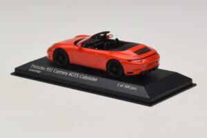 Porsche 911 991.1 Carrera 4 GTS Cabriolet Orange Minichamps 1:43 410067331 Metall — Bild 3 von 5