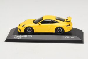 Porsche 911 991.1 GT3 Gelb Minichamps 1:43 410066020 Metall