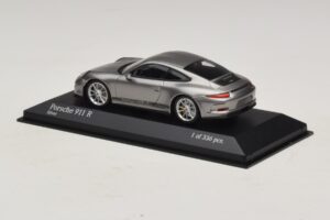 Porsche 911 991.1 R Silber Minichamps 1:43 410066224 Metall — Bild 3 von 5