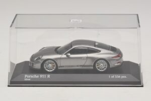 Porsche 911 991.1 R Silber Minichamps 1:43 410066224 Metall — Bild 4 von 5