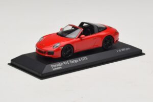 Porsche 911 991.1 Targa 4 GTS Rot Minichamps 1:43 410067340 Metall — Bild 2 von 5