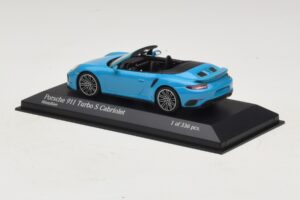 Porsche 911 991.1 Turbo S Cabriolet Blau Minichamps 1:43 410067182 Metall — Bild 3 von 5