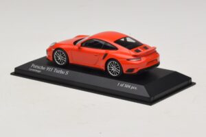 Porsche 911 991.1 Turbo S Orange Minichamps 1:43 410067171 Metall — Bild 3 von 5