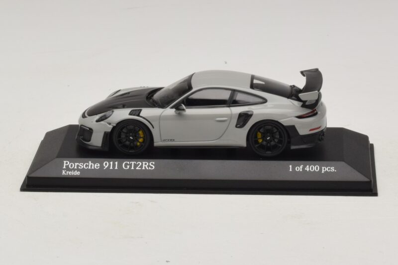 Porsche 911 991.2 GT2 RS Chalk Minichamps 1:43 Porsche 911 991.2 GT2 RS Chalk Minichamps 1:43 410067237 Metall