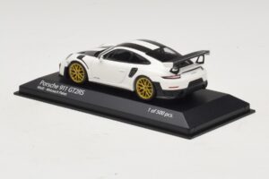 Porsche 911 991.2 GT2 RS Weissach Package Weiß Minichamps 1:43 410067222 Metall — Bild 3 von 5