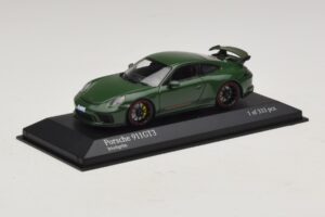 Porsche 911 991.2 GT3 Grün Minichamps 1:43 410066028 Metall — Bild 2 von 5