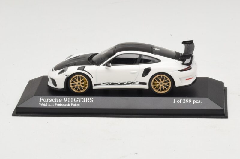 Porsche 911 991.2 GT3 RS Weiß Mit Weissach Package Minichamps 1:43 Porsche 911 991.2 GT3 RS Weiß Mit Weissach Package Minichamps 1:43 410067022 Metall