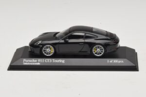 Porsche 911 991.2 GT3 Touring Schwarz Metallic Minichamps 1:43 Porsche 911 991.2 GT3 Touring Schwarz Metallic Minichamps 1:43 410067424 Metall