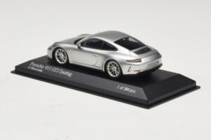 Porsche 911 991.2 GT3 Touring Silber Minichamps 1:43 410067422 Metall — Bild 3 von 5