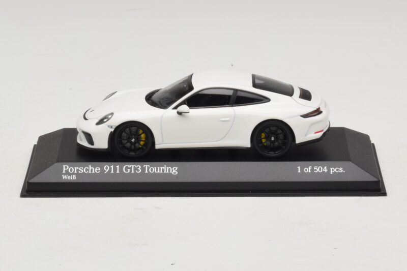 Porsche 911 991.2 GT3 Touring Weiß Minichamps 1:43 410067420 Metall